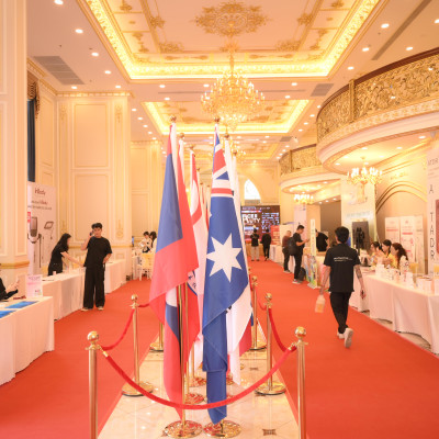 SẢNH LA ROYAL